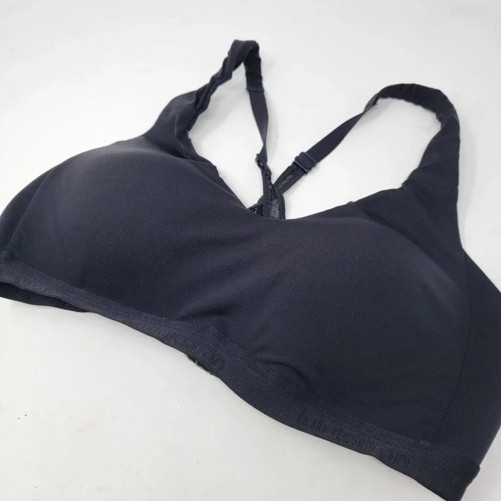Lululemon 32B Black Criss Cross Straps‎ Back Closure Women's Bra